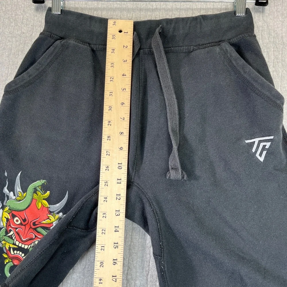 skater punk rock/roll Sweat Shorts Men 28‎ Devil Snake Core skull heavy metal